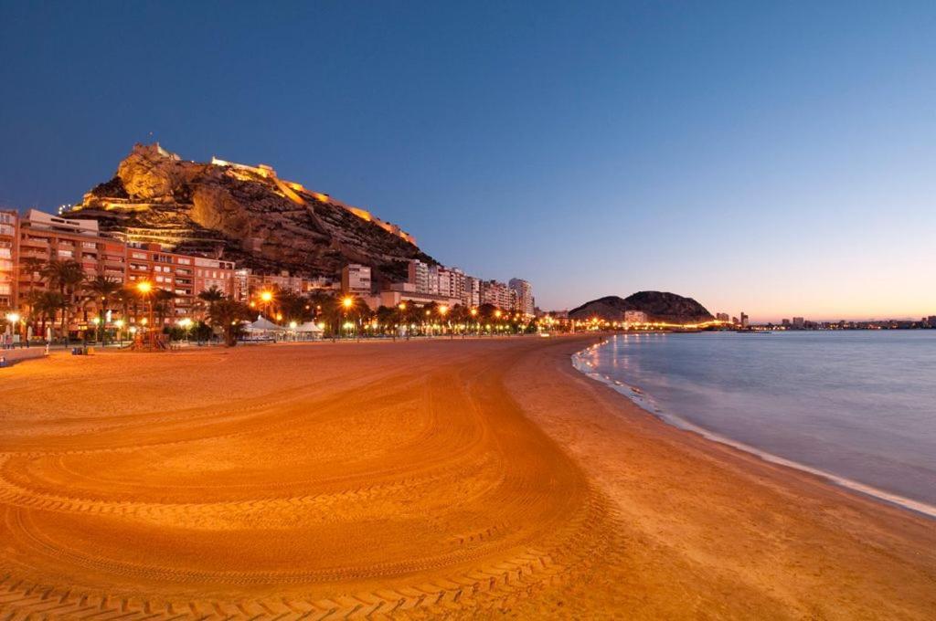 Your Nice Home In Alicante In The Historic Center! Экстерьер фото